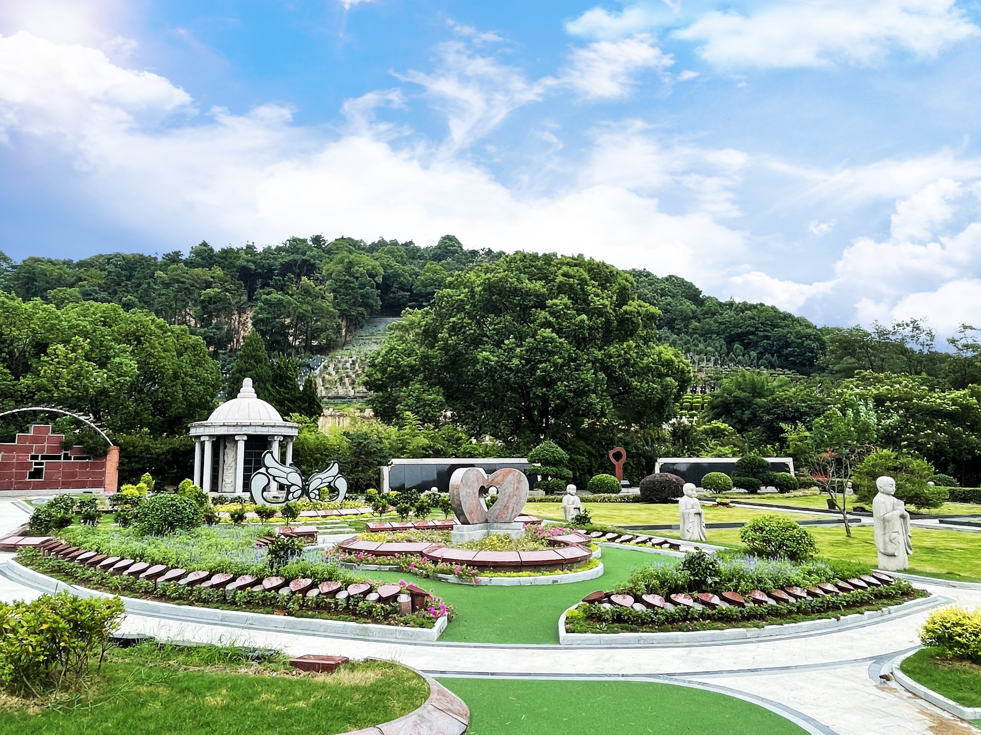 方寸间的大文章，引领现代葬文化